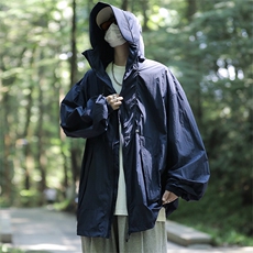 藏青色