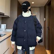 深蓝色