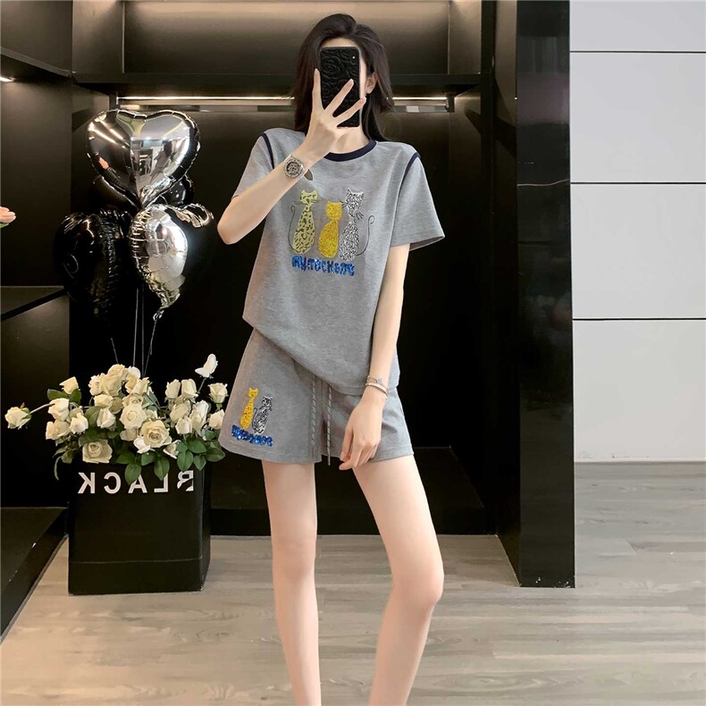 韩版休闲时尚套装女夏款个性简约圆领印花刺绣上衣阔腿短裤两件套,女装套装/套裙,江南