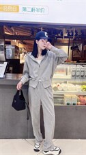 现货春季新款运动套装，女装职业装，摩登风暴