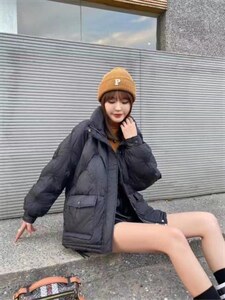 冬季羽绒服图片