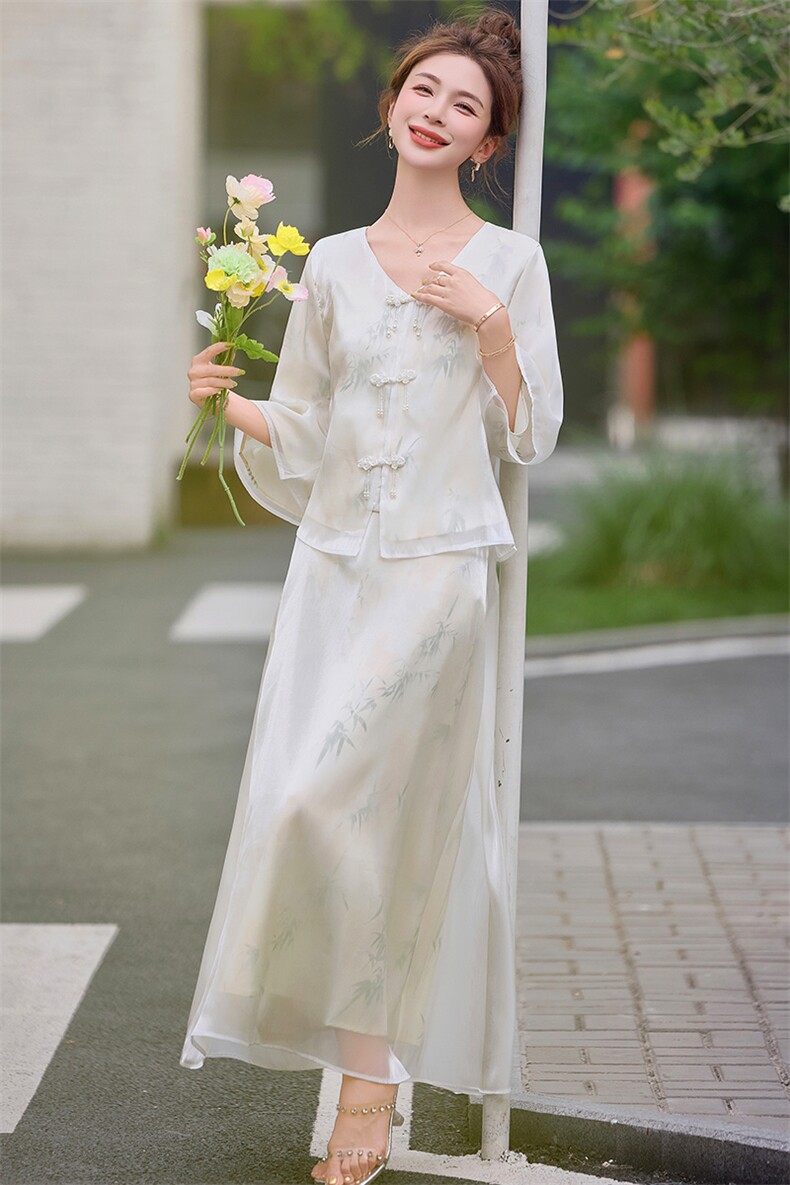 新中式国风雪纺套装女2025夏新款复古印花七分袖文艺半身裙两件套,女装套装/套裙,芷墨服饰