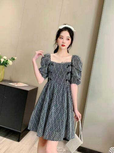 夏季新款蕾丝连衣裙，女装连衣裙，莎咔