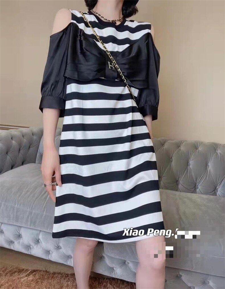 条纹露肩连衣裙，女装连衣裙，时代公主