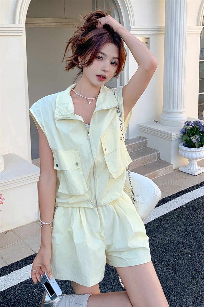 2025夏季新款韩系松弛感休闲套装女高级感翻领马甲外套短裤两件套,女装套装/套裙,2D143