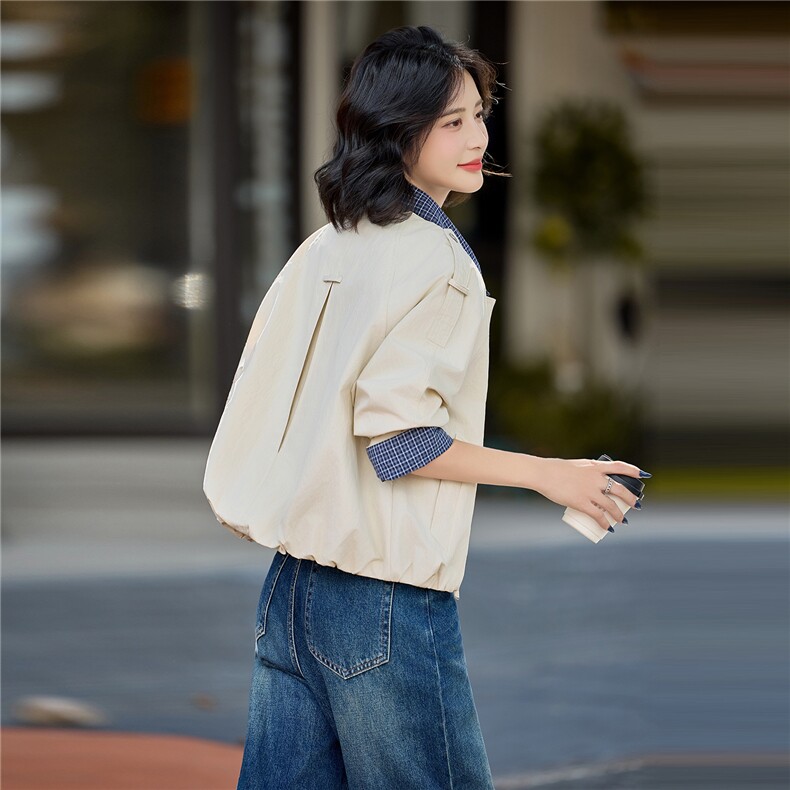 2026年秋季日韩休闲格子拼接翻领单排扣风衣女装外套,女装风衣,微微衣阁