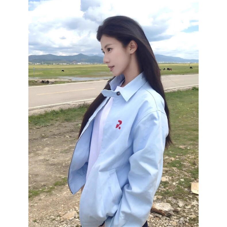 美式覆古红色棒球服外套女春秋2025新款巨好看早秋季开衫夹克上衣图片