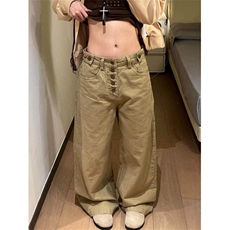 卡其色
