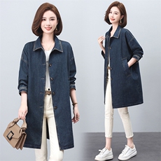 牛仔外套女款2024新款爆款春秋大码宽松气质妈妈风衣初秋薄款上衣，女装风衣，希欧阁