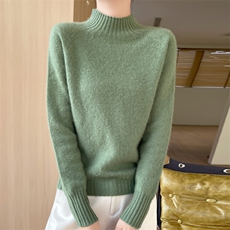 松绿色