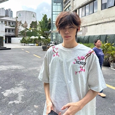 万针全刺绣工艺抖音得物高品质260克重磅纯棉双纱美式高街短袖T恤，男装T恤，电商A486