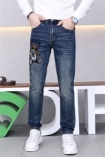 四季潮款轻奢欧货印花烫钻水洗弹力牛仔裤男修身小脚百搭休闲长裤，男装牛仔裤，电商D218