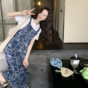 撞色背带裤女2025夏季新款新款韩版高级感显瘦雪纺碎花九分休闲裤图片