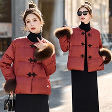 短款羽绒服女2024冬季新款独特漂亮洋气新中式国风黄色狐狸毛外套，女装羽绒服，润尚靓点