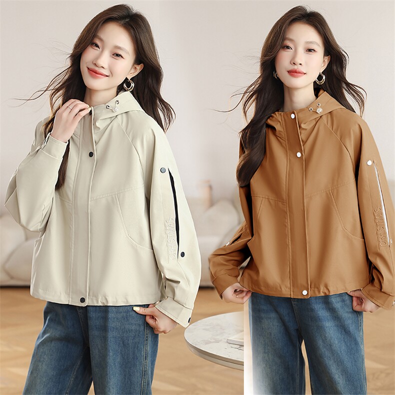 现货秒发2025秋冬新款入学季学院风休闲宽松大码外套冲锋衣短外套，女装短外套，星宇服饰