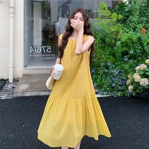 法式黄色无袖连衣裙女2025新款夏日氛围感气质漂亮度假风背心长裙图片