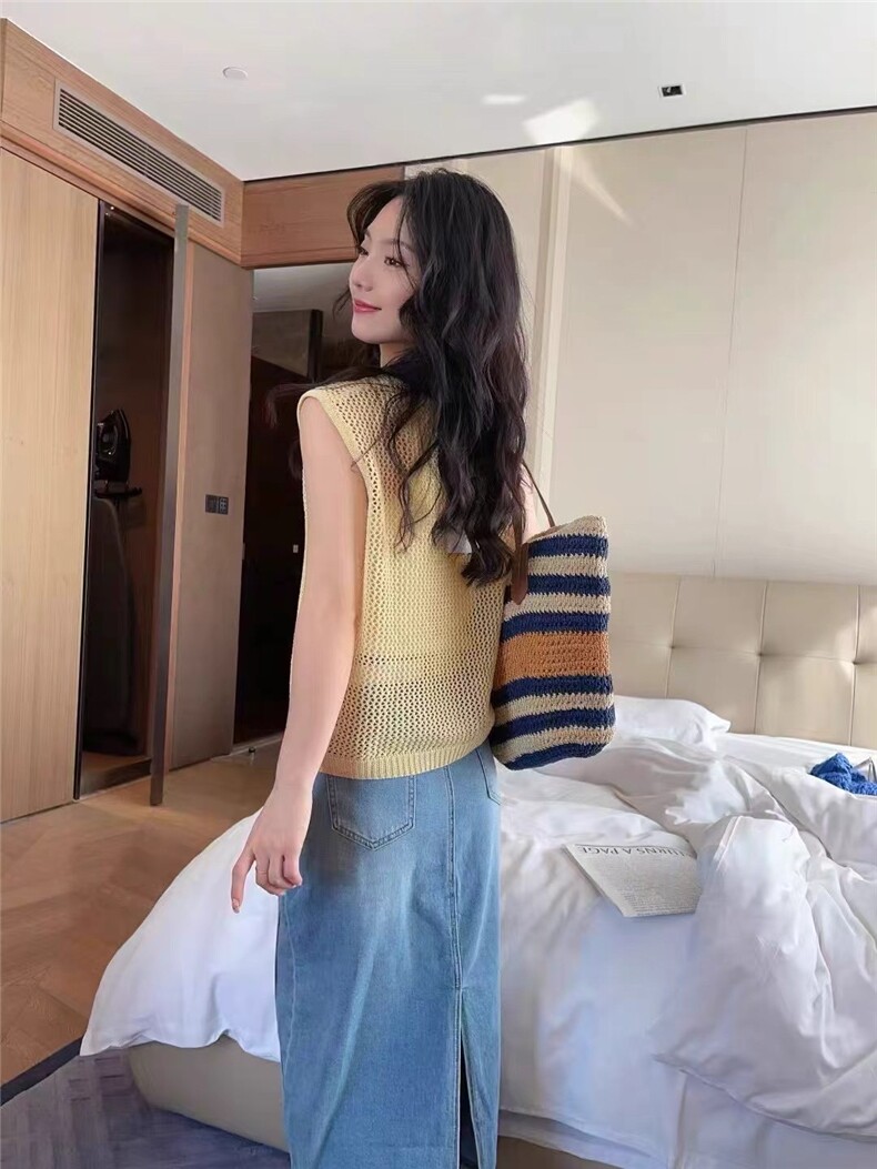 2025新款春秋薄款针织衫初春洋气超好看开春上衣外套,女装T恤,斯尔特羊绒
