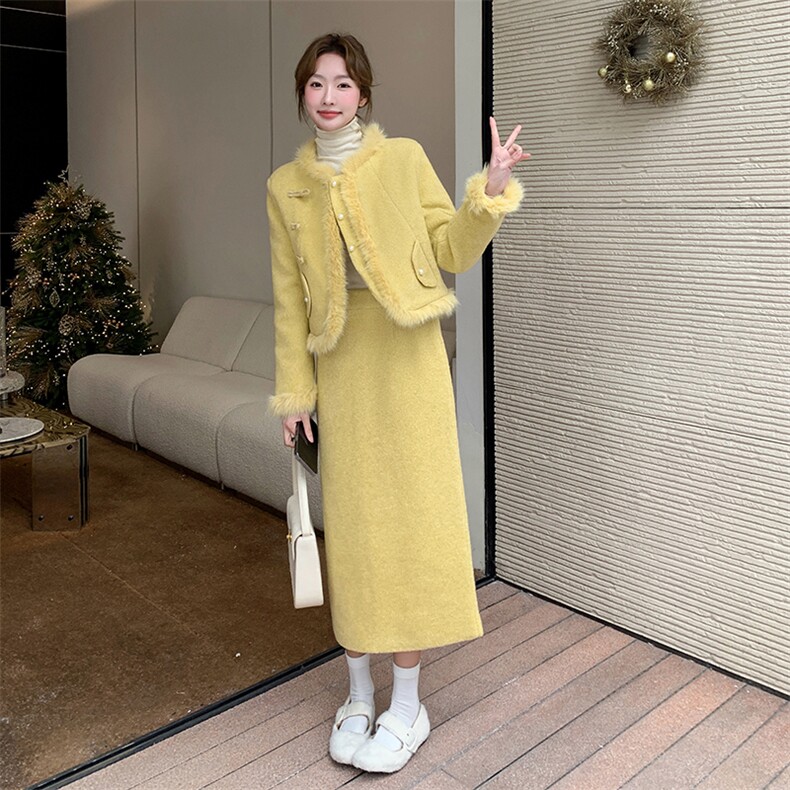 独特漂亮黄色小香风外套女春秋2025年超火好看高级感无领西装上衣图片