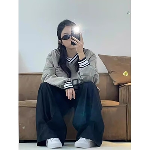 JC0679-P42网图秋季时尚卫衣设计感宽松休闲显瘦V领长袖套头上衣图片