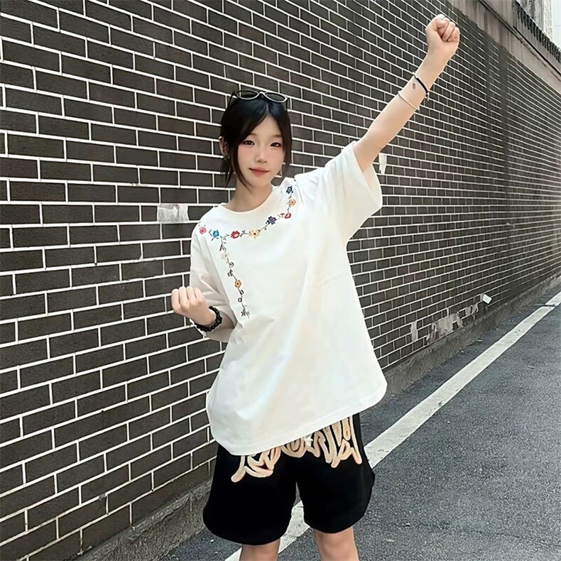 万针全刺绣工艺抖音得物高品质260克重磅纯棉双纱美式高街短袖T恤,男装T恤,电商A486-1