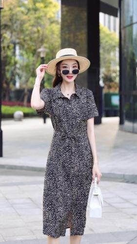 2021:时尚新款连衣裙，女装连衣裙，VolcanicFlame丽璨