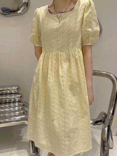 蕾丝立体花连衣裙，女装连衣裙，Ultra Niche