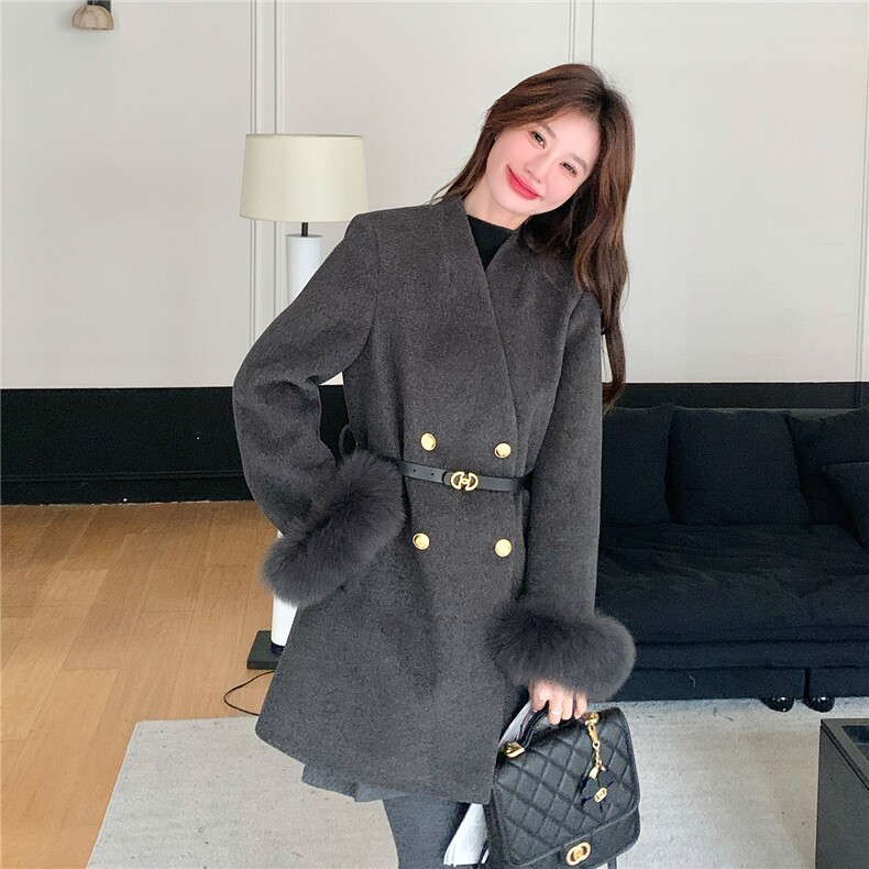 现货主推真狐狸毛呢子外套冬季白鸭绒羽绒服加厚外套P315K375,女装羽绒服,1C130