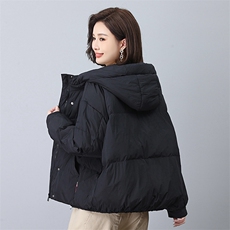 新款时尚女装羽绒服宽松显瘦保暖外套冬季必备单品，女装羽绒服，叶笙衣