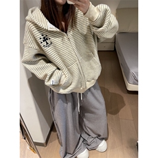 网图原版面料刺绣毛呢绒感复合拉链连帽卫衣外套，女装短外套，四季星座505