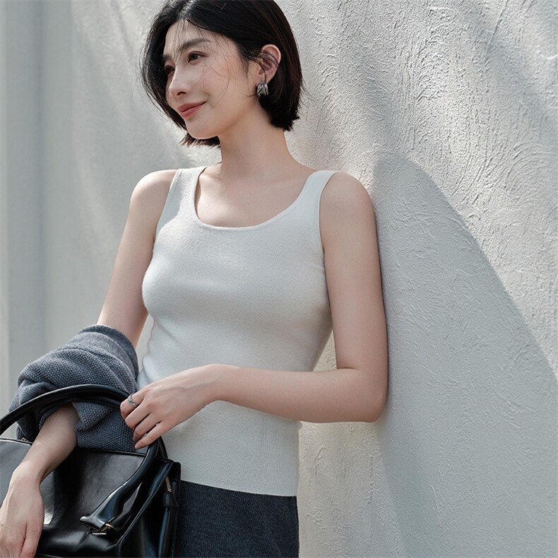 100纯山羊绒2025秋冬新款女羊绒衫纯色无袖吊带薄款U领内搭针织衫，女装背心吊带，江帆羊绒