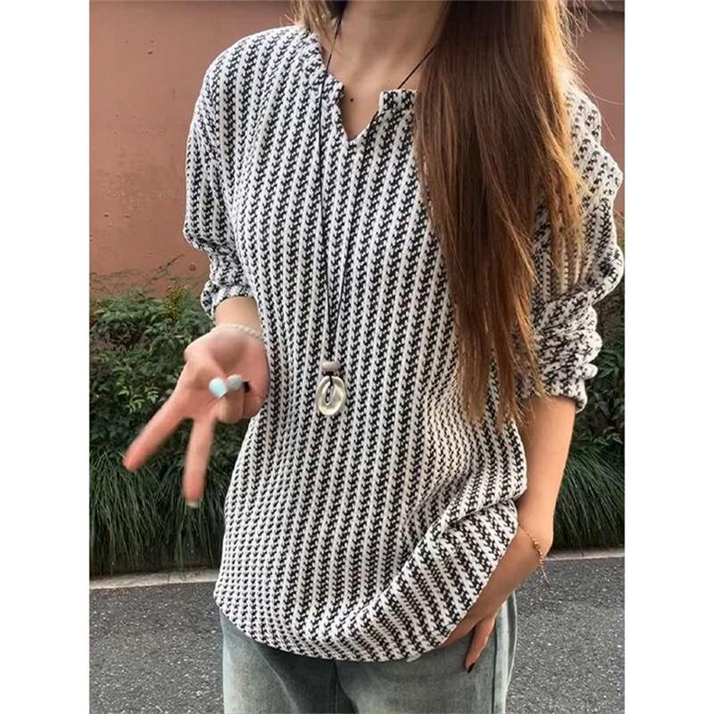 美式高街千鸟格子长袖T恤男女亨利V领英伦雅痞休闲宽松长袖打底衫，男装T恤，电商A486