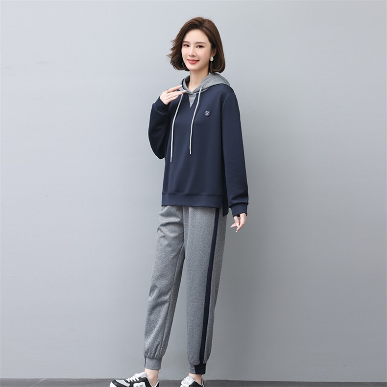 休闲运动卫衣年轻套装女2026春装新款中年妈妈宽松两件套洋气减龄,女装套装/套裙,独衣靓