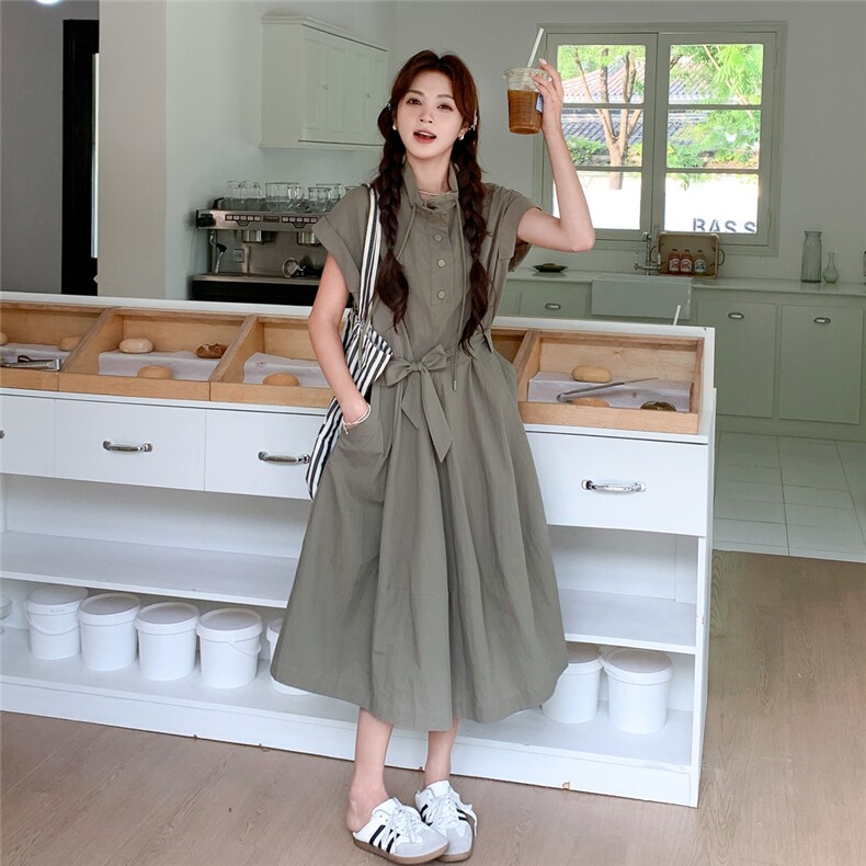 可盐可甜工装风绿色连衣裙女2025年夏季新款设计感收腰显瘦A字裙图片