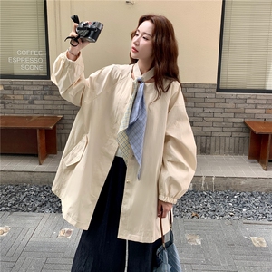 浅黄色韩系松弛感休闲风衣外套女2025秋季新款气质减龄超好看大衣图片