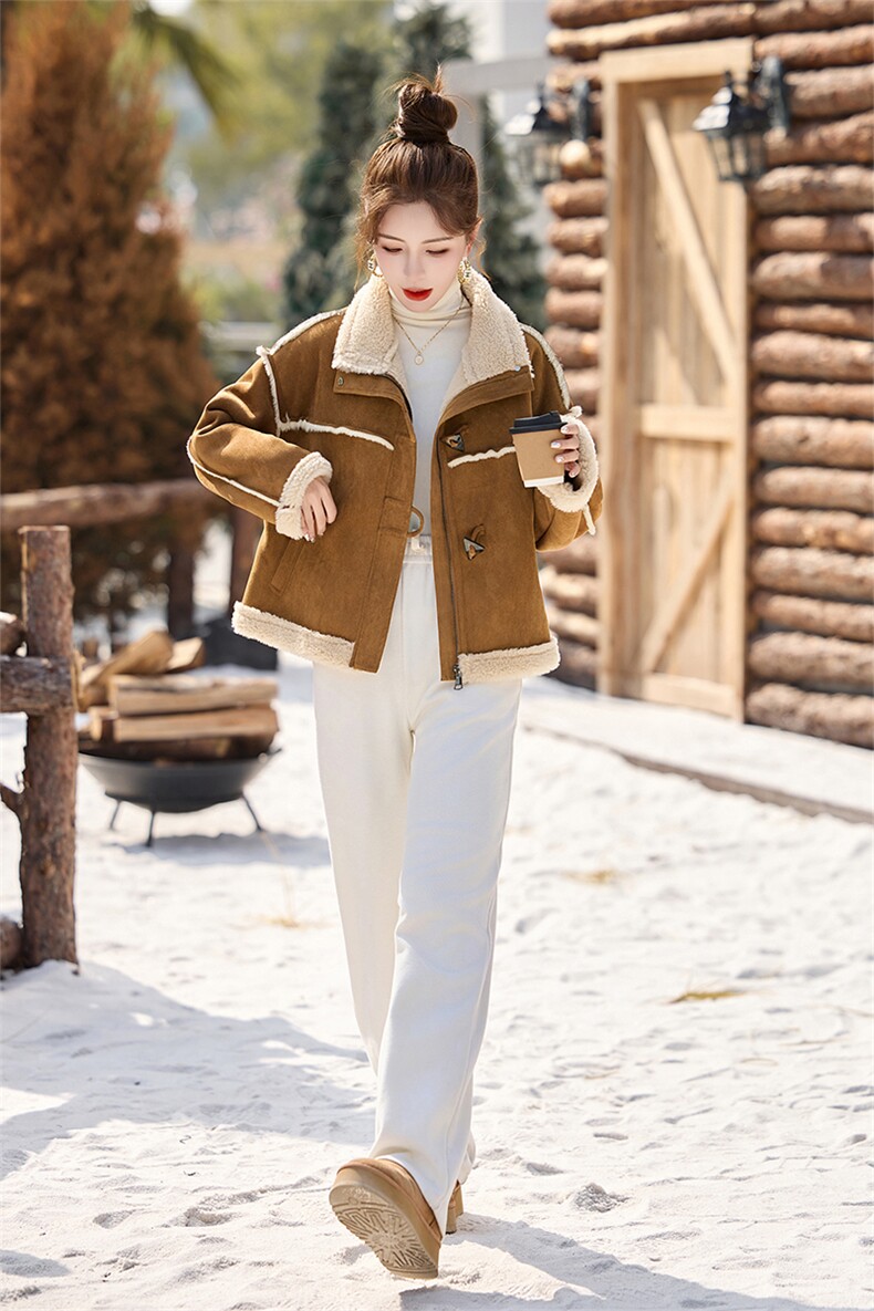 2025新款现货休闲通勤时尚皮毛一体机车服,女装短外套,自然秀