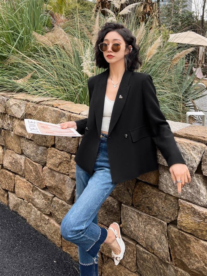 [现货]春款西装，简单大气，两色、三码，女装西装，依柏璐(1F)