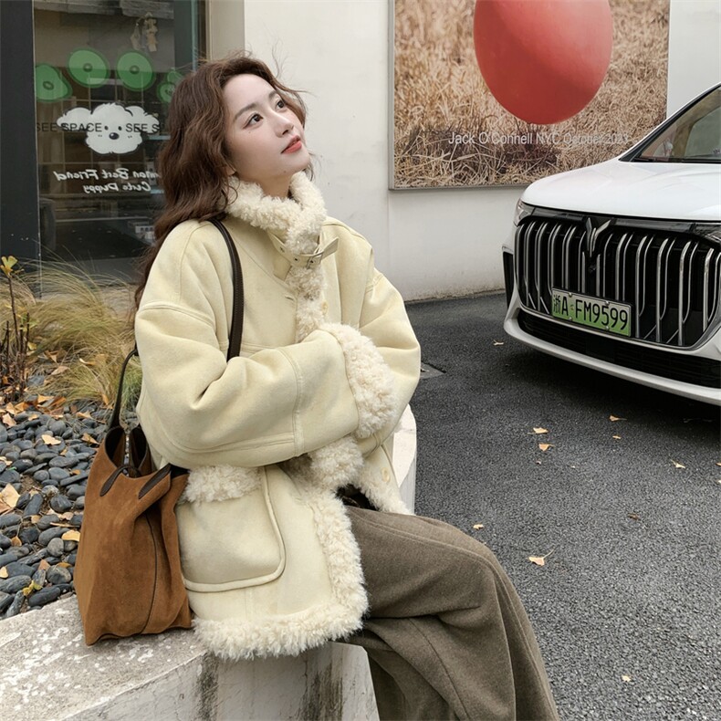 新款【大货】加厚奶黄色皮毛一体外套2C110-H9807-P215-K318,女装皮草,2C110