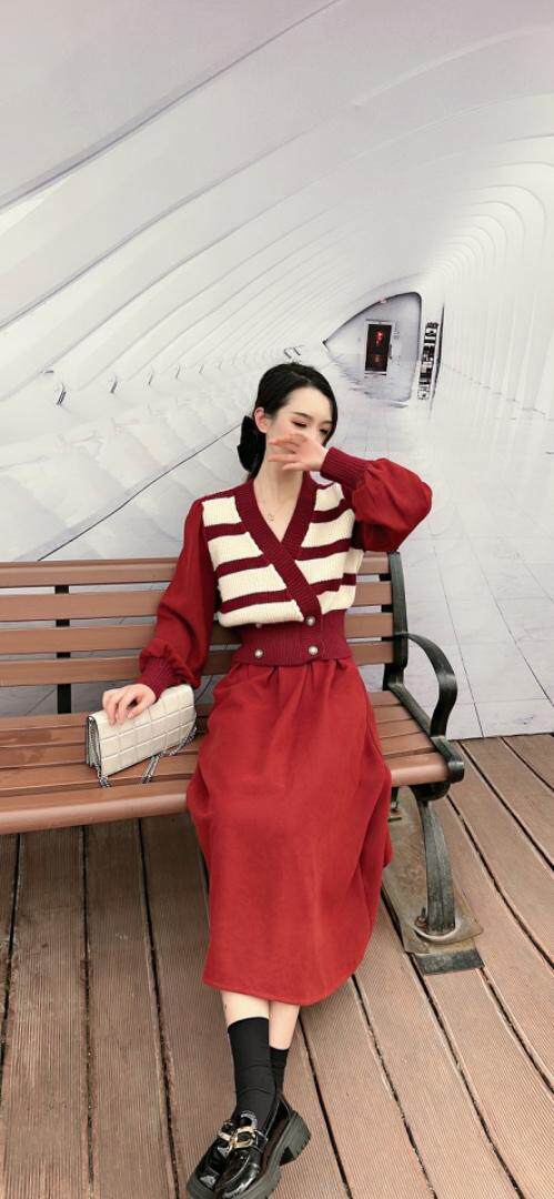 秋冬新品套装，女装职业装，雨恋依香(1F)