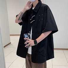 黑色