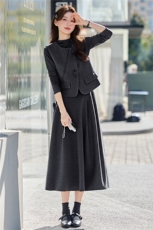 轻熟风酒红色马甲半身裙套装女2026春季新款气质显瘦高级感三件套，女装套装/套裙，意芙