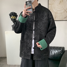黑色