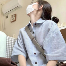 蓝色