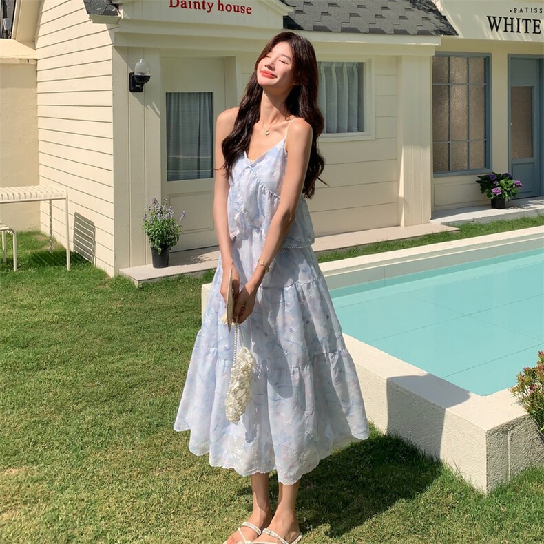 甜美碎花雪纺吊带连衣裙女夏季2025新款韩版拼接设计感时尚长裙子图片