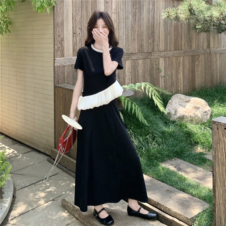 高级感超好看套装女2025夏季漂亮套装裙斜边撞色上衣半身裙两件套,女装套装/套裙,2C090