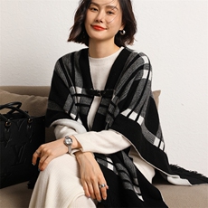四季可穿山羊绒斗篷披风女可穿流苏格子外搭披肩，披肩，五色羊羊绒