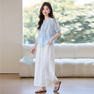 时尚短袖衬衫女夏季2025年新款妈妈减龄宽松气质圆领拼接小衫上衣图片