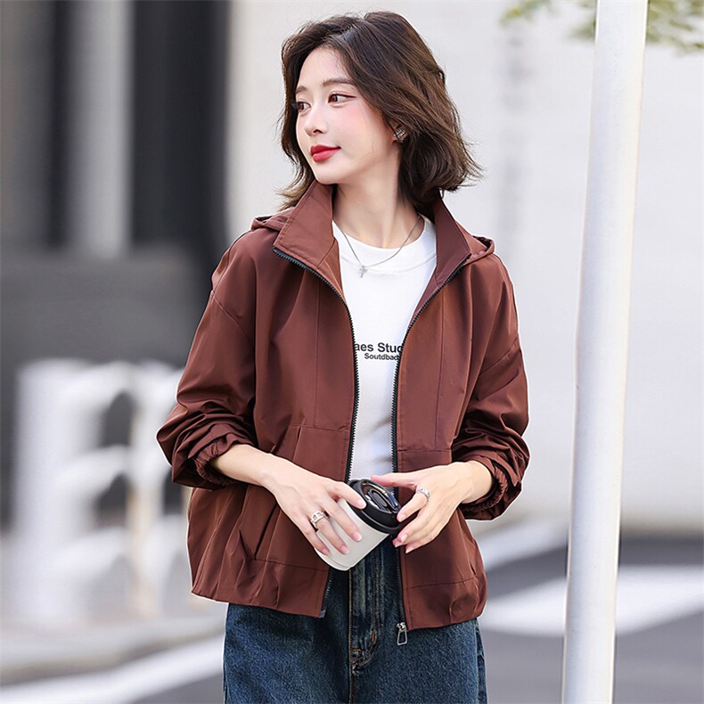 短款休闲风衣外套女2024春秋新款小个子宽松显瘦百搭连帽夹克上衣,女装短外套,木子恋