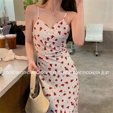 现货玫瑰花吊带裙?防嗮小开衫，女装背心吊带，东町