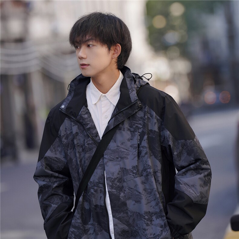 2025新款春季撞色冲锋衣夹克上衣JK19/P70108,男装夹克,星座202