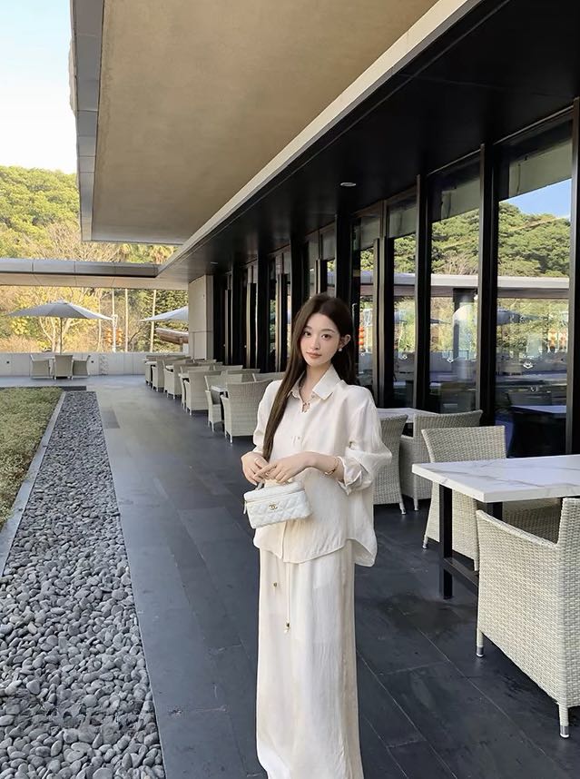 老钱风抓皱光泽肌理衬衫防晒衬衫+阔腿直筒裤套装,女装套装/套裙,湘姗